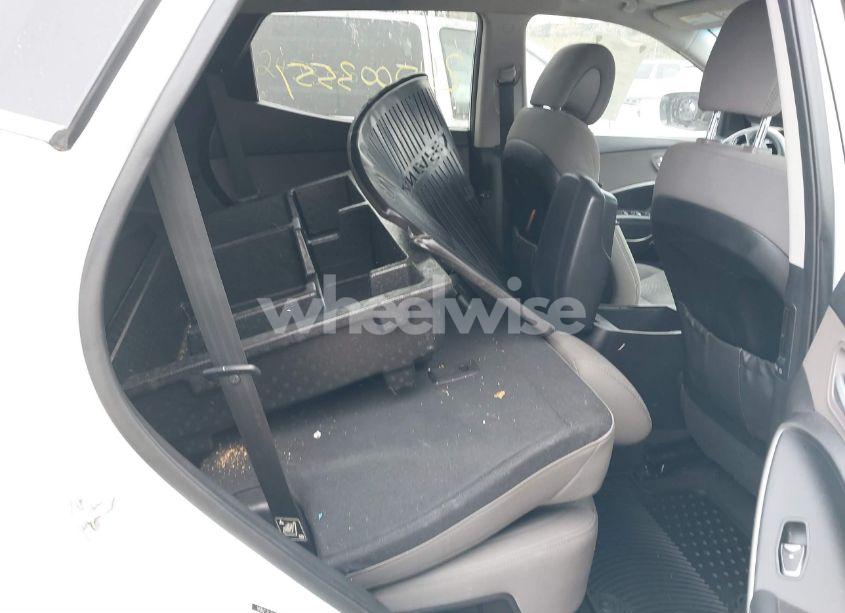 Photo 8 of 2017 Hyundai Santa FE SPORT 2.4L (VIN 5NMZT3LB2HH020436)