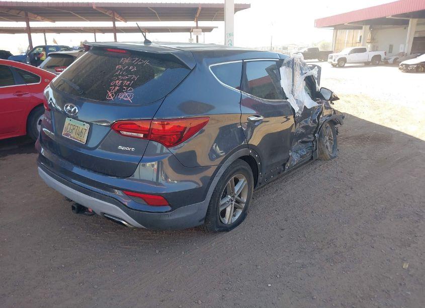 Photo 4 of 2018 Hyundai Santa FE SPORT 2.4L (VIN 5NMZT3LB3JH098701)