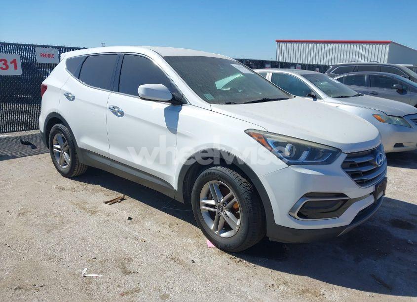 2017 Hyundai Santa FE SPORT 2.4L (VIN 5NMZT3LB4HH041238) main photo