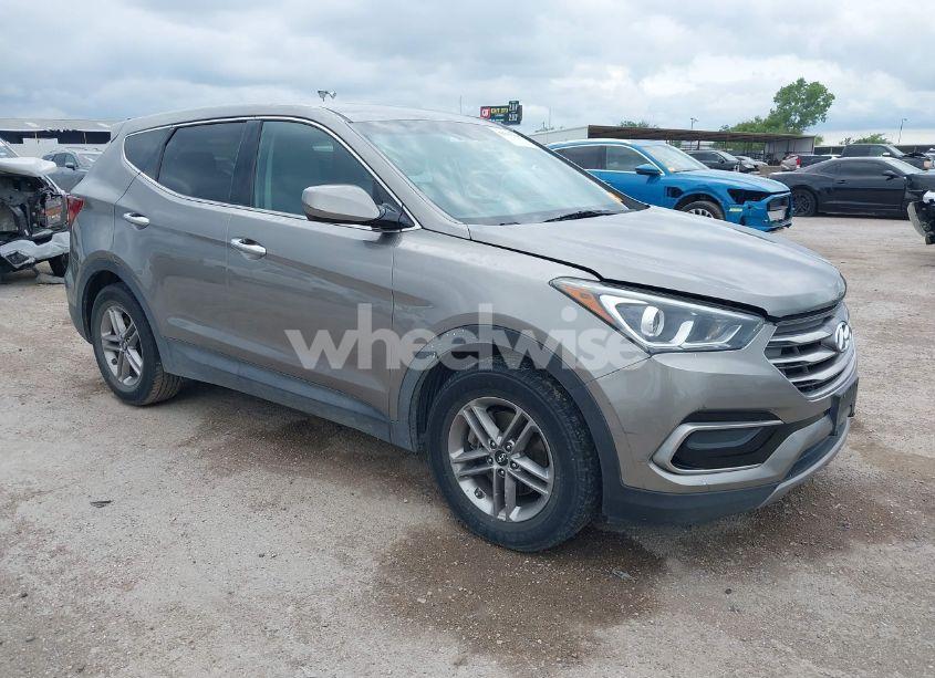 2017 Hyundai Santa FE SPORT 2.4L (VIN 5NMZT3LB8HH033076) main photo