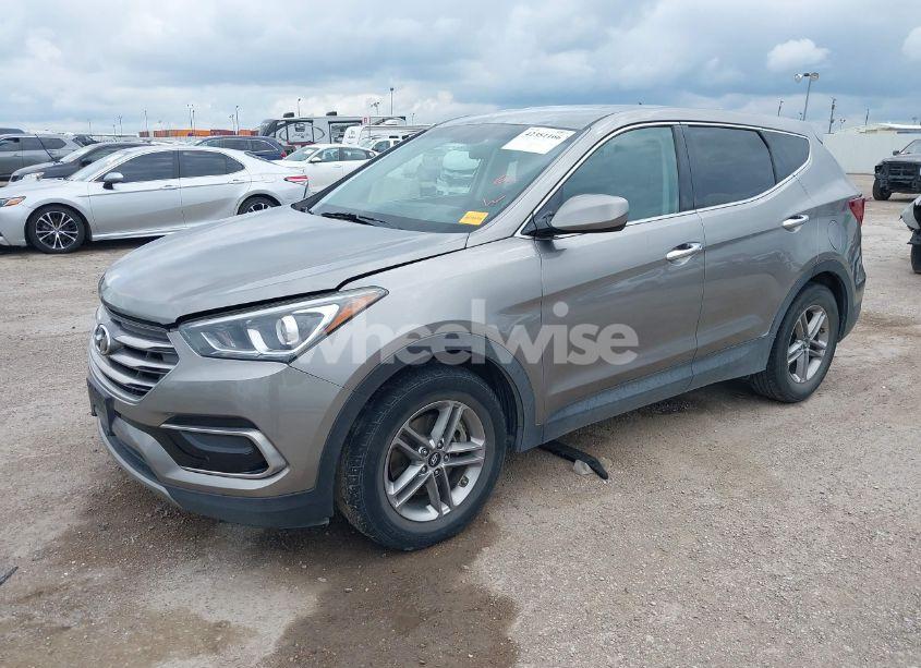 Photo 2 of 2017 Hyundai Santa FE SPORT 2.4L (VIN 5NMZT3LB8HH033076)