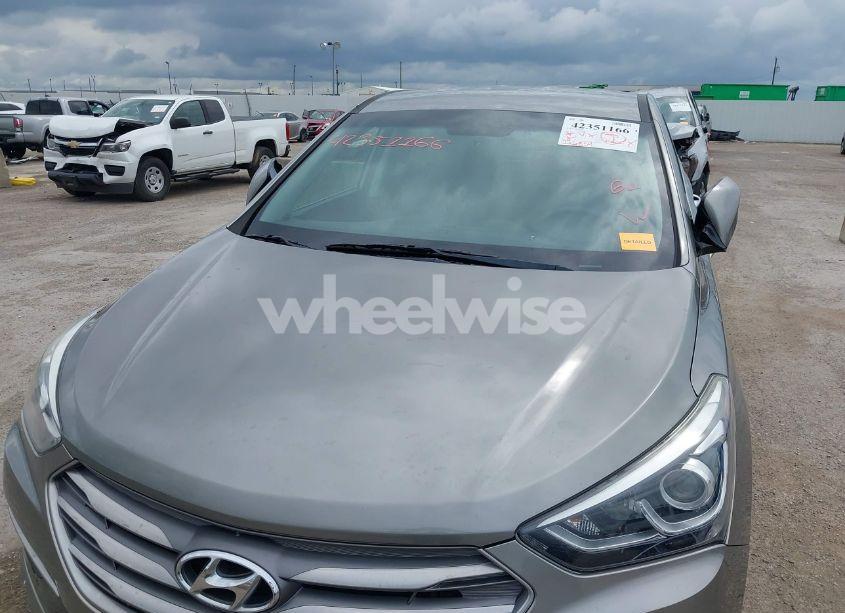 Photo 6 of 2017 Hyundai Santa FE SPORT 2.4L (VIN 5NMZT3LB8HH033076)