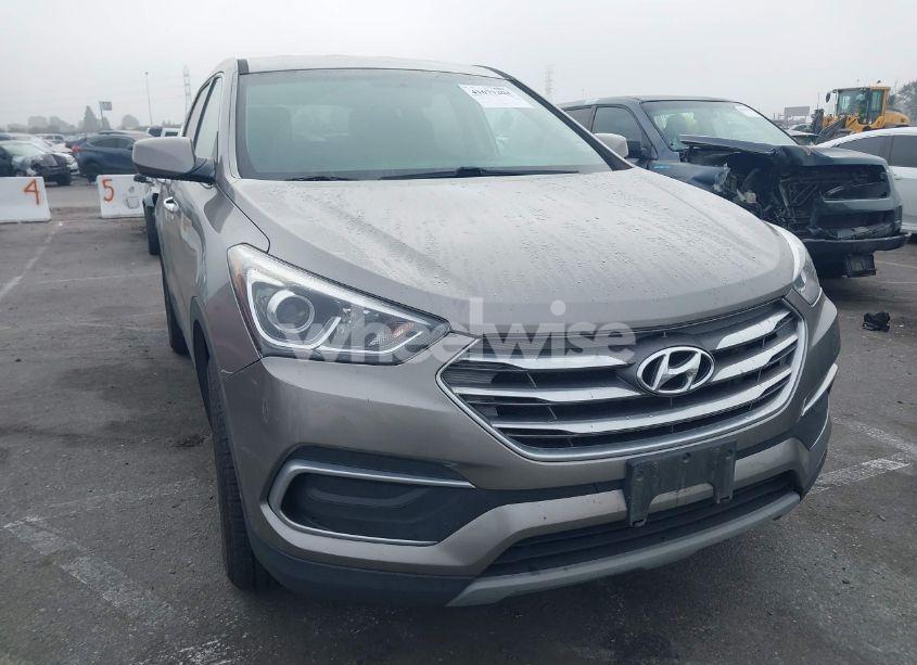 2018 Hyundai Santa FE SPORT 2.4L (VIN 5NMZTDLB1JH090733) main photo
