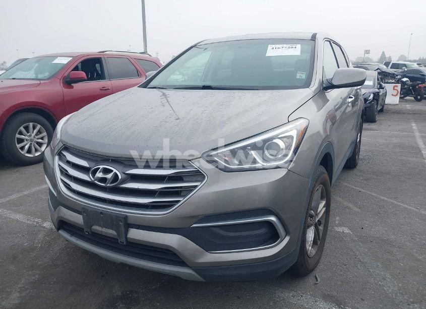 Photo 2 of 2018 Hyundai Santa FE SPORT 2.4L (VIN 5NMZTDLB1JH090733)