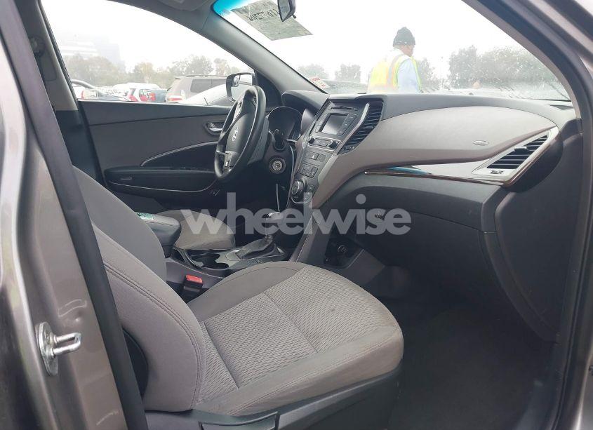 Photo 5 of 2018 Hyundai Santa FE SPORT 2.4L (VIN 5NMZTDLB1JH090733)