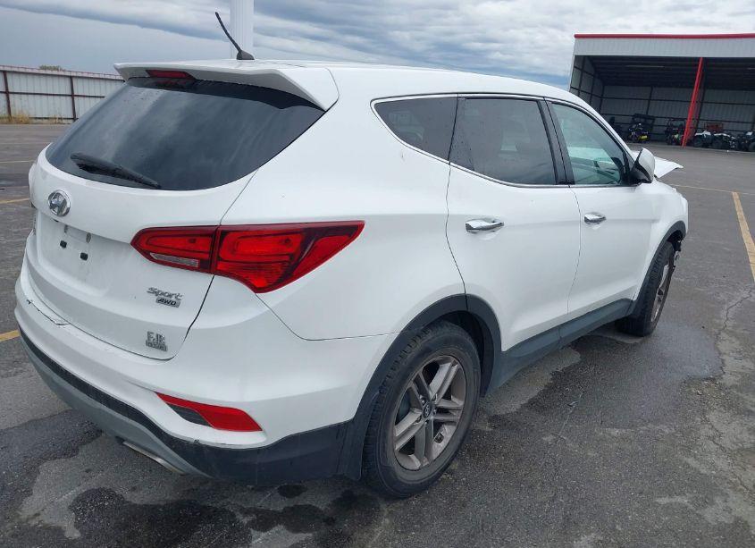 Photo 4 of 2018 Hyundai Santa FE SPORT 2.4L (VIN 5NMZTDLB3JH094458)