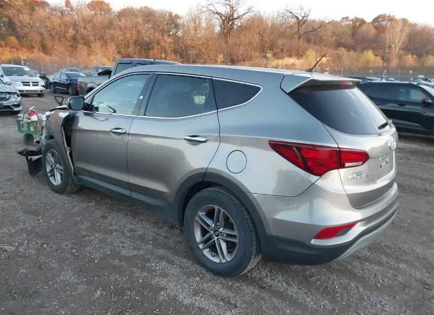 Photo 3 of 2018 Hyundai Santa FE SPORT 2.4L (VIN 5NMZTDLB3JH108018)