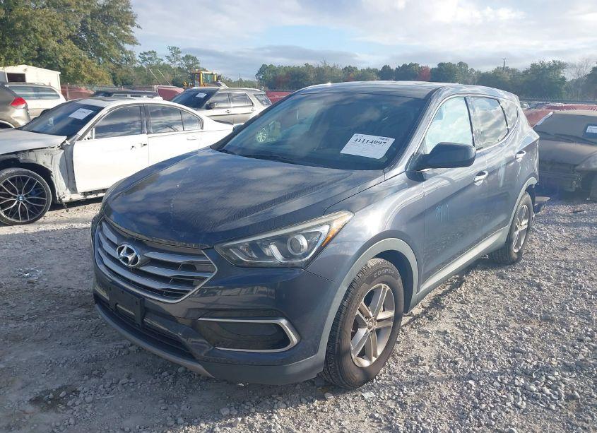 Photo 2 of 2017 Hyundai Santa FE SPORT 2.4L (VIN 5NMZTDLB5HH000168)