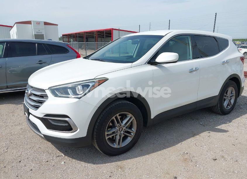 Photo 2 of 2017 Hyundai Santa FE SPORT 2.4L (VIN 5NMZTDLB5HH018198)