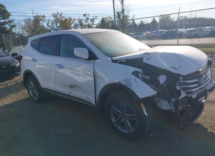 2017 Hyundai Santa FE SPORT 2.4L (VIN 5NMZTDLB6HH018520) main photo