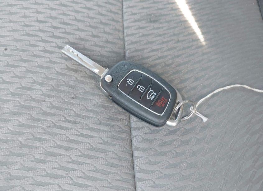 Photo 11 of 2017 Hyundai Santa FE SPORT 2.4L (VIN 5NMZTDLB6HH018520)