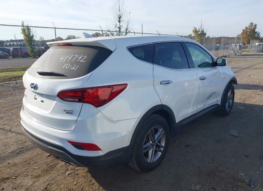 Photo 4 of 2017 Hyundai Santa FE SPORT 2.4L (VIN 5NMZTDLB6HH018520)