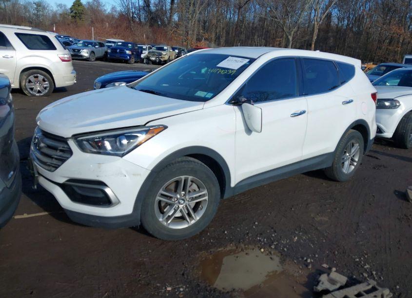 Photo 2 of 2017 Hyundai Santa FE SPORT 2.4L (VIN 5NMZTDLB6HH020185)