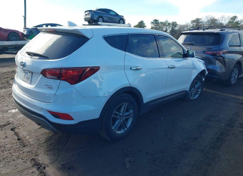 Photo 4 of 2017 Hyundai Santa FE SPORT 2.4L (VIN 5NMZTDLB6HH020185)