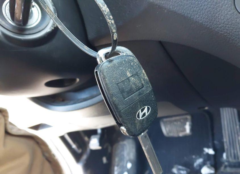 Photo 11 of 2017 Hyundai Santa FE SPORT 2.4L (VIN 5NMZTDLB6HH024897)