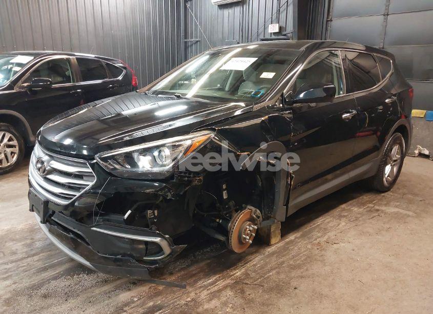 Photo 2 of 2018 Hyundai Santa FE SPORT 2.4L (VIN 5NMZTDLB6JH099587)