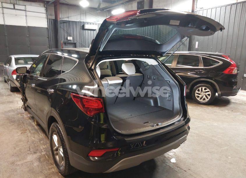 Photo 3 of 2018 Hyundai Santa FE SPORT 2.4L (VIN 5NMZTDLB6JH099587)