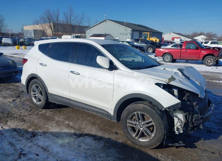 2017 Hyundai Santa FE SPORT 2.4L (VIN 5NMZTDLB9HH015854) main photo
