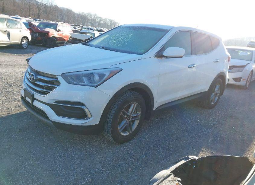 Photo 2 of 2018 Hyundai Santa FE SPORT 2.4L (VIN 5NMZTDLB9JH101459)