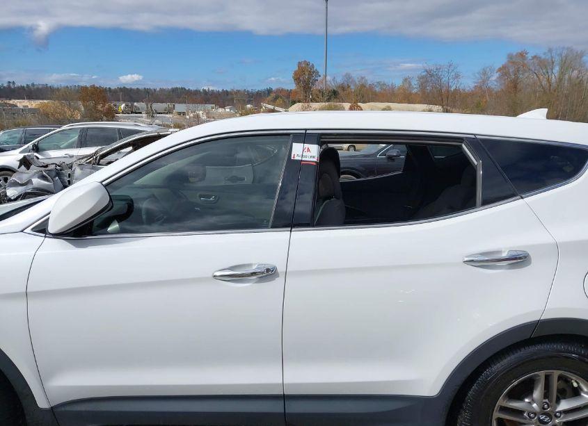 Photo 6 of 2017 Hyundai Santa FE SPORT 2.4L (VIN 5NMZTDLBXHH003745)