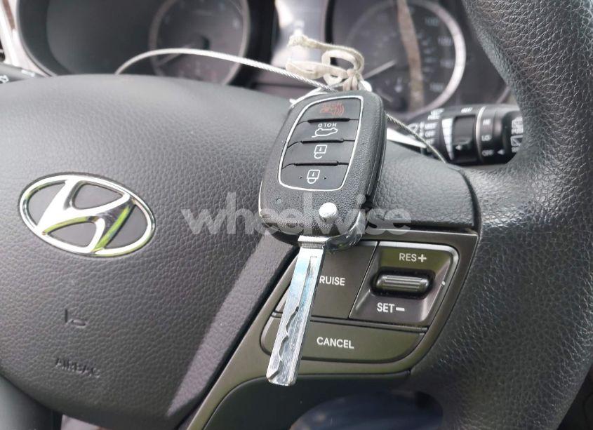 Photo 11 of 2018 Hyundai Santa FE SPORT 2.4L (VIN 5NMZTDLBXJH077091)