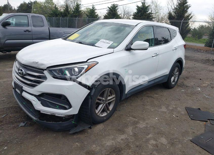 Photo 2 of 2018 Hyundai Santa FE SPORT 2.4L (VIN 5NMZTDLBXJH077091)