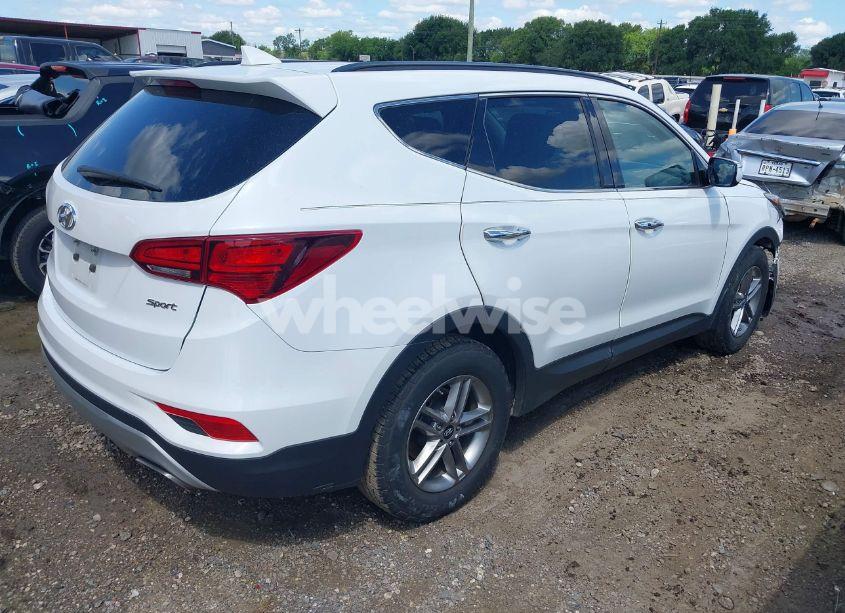 Photo 4 of 2017 Hyundai Santa FE SPORT 2.4L (VIN 5NMZU3LB0HH013658)