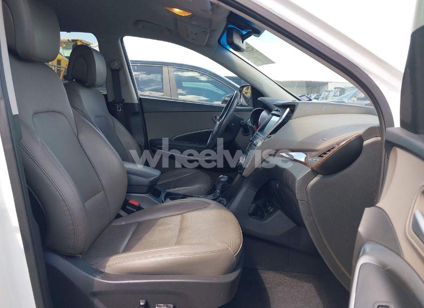 Photo 5 of 2017 Hyundai Santa FE SPORT 2.4L (VIN 5NMZU3LB0HH013658)