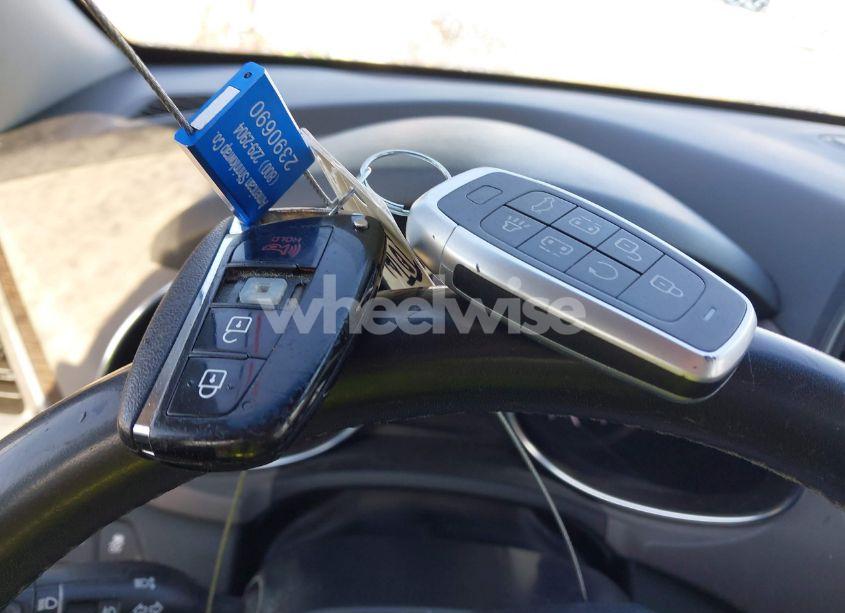 Photo 11 of 2017 Hyundai Santa FE SPORT 2.4L (VIN 5NMZU3LB0HH027009)