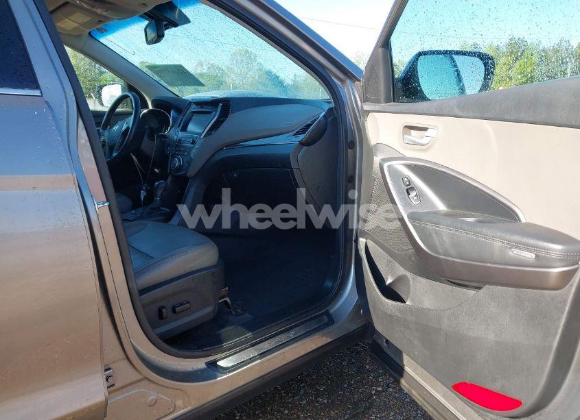 Photo 5 of 2017 Hyundai Santa FE SPORT 2.4L (VIN 5NMZU3LB0HH027009)