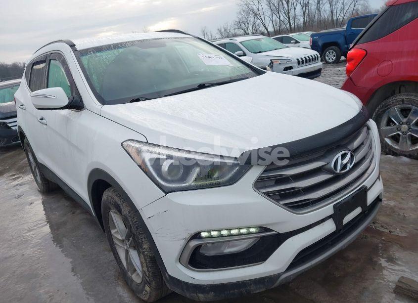 2018 Hyundai Santa FE SPORT 2.4L (VIN 5NMZU3LB3JH053108) main photo