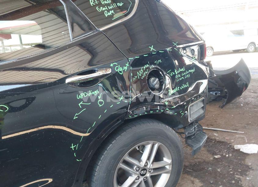 Photo 6 of 2018 Hyundai Santa FE SPORT 2.4L (VIN 5NMZU3LB5JH056639)