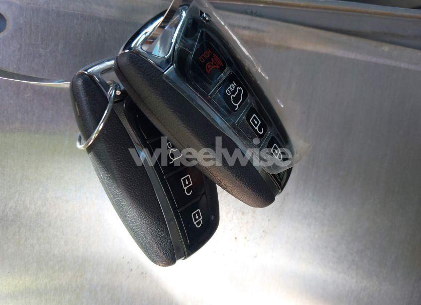 Photo 11 of 2017 Hyundai Santa FE SPORT 2.4L (VIN 5NMZU3LB6HH042677)