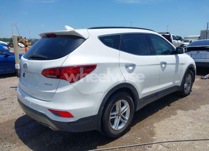 Photo 4 of 2017 Hyundai Santa FE SPORT 2.4L (VIN 5NMZU3LB6HH042677)