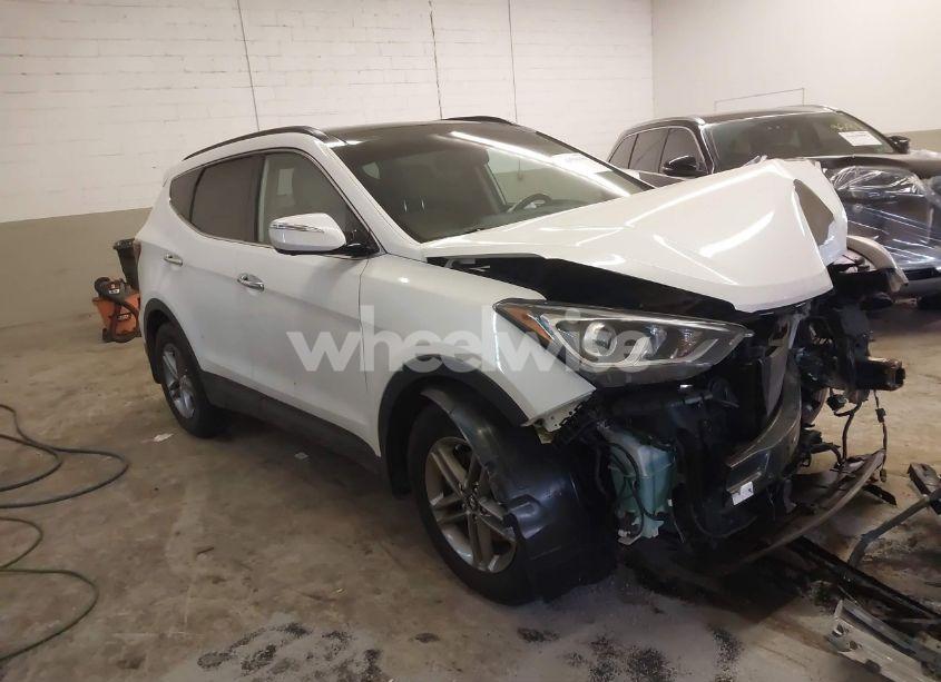 2018 Hyundai Santa FE SPORT 2.4L (VIN 5NMZU3LB6JH088998) main photo