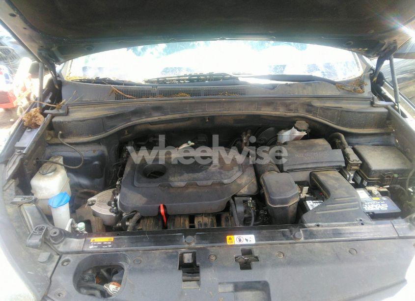 Photo 10 of 2017 Hyundai Santa FE SPORT 2.4L (VIN 5NMZU3LB7HH033695)