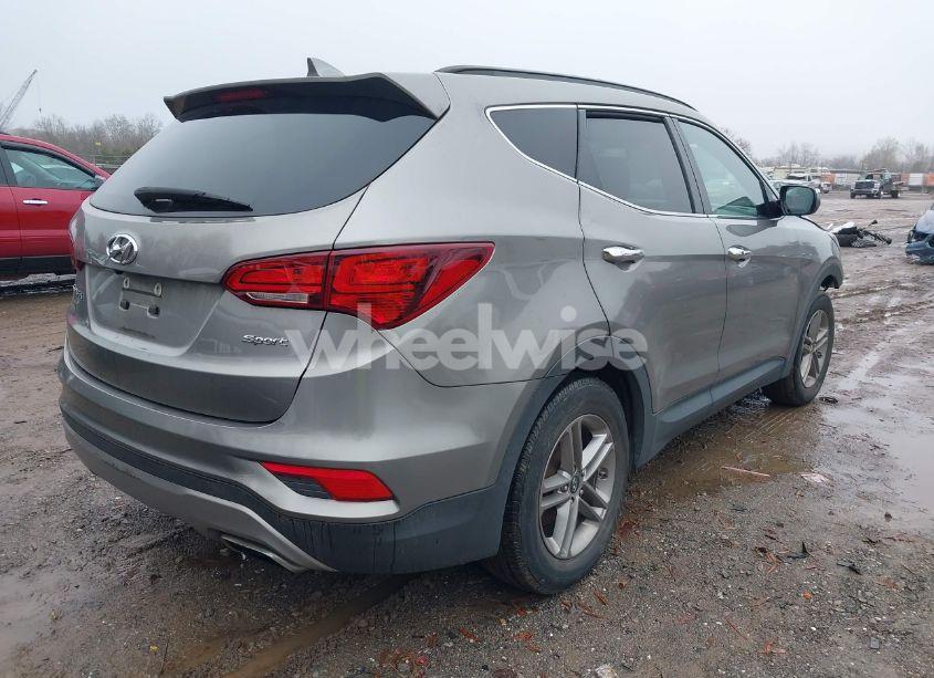 Photo 4 of 2017 Hyundai Santa FE SPORT 2.4L (VIN 5NMZU3LB8HH012371)