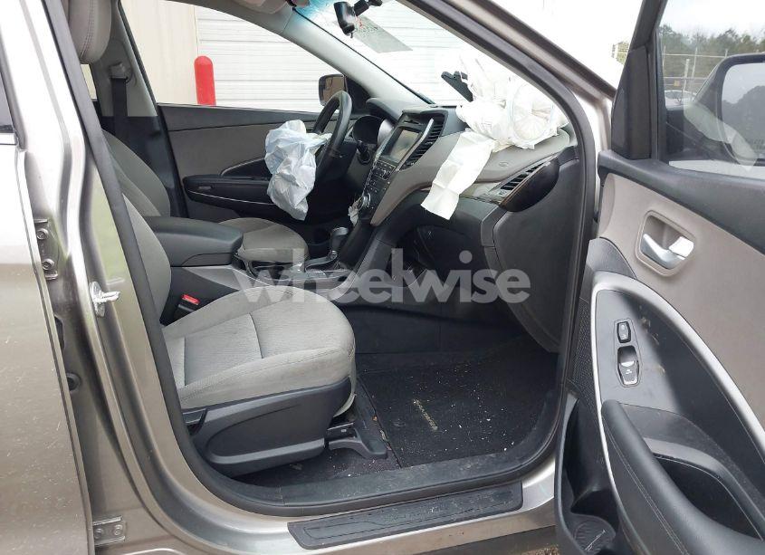 Photo 5 of 2018 Hyundai Santa FE SPORT 2.4L (VIN 5NMZU3LB9JH060161)