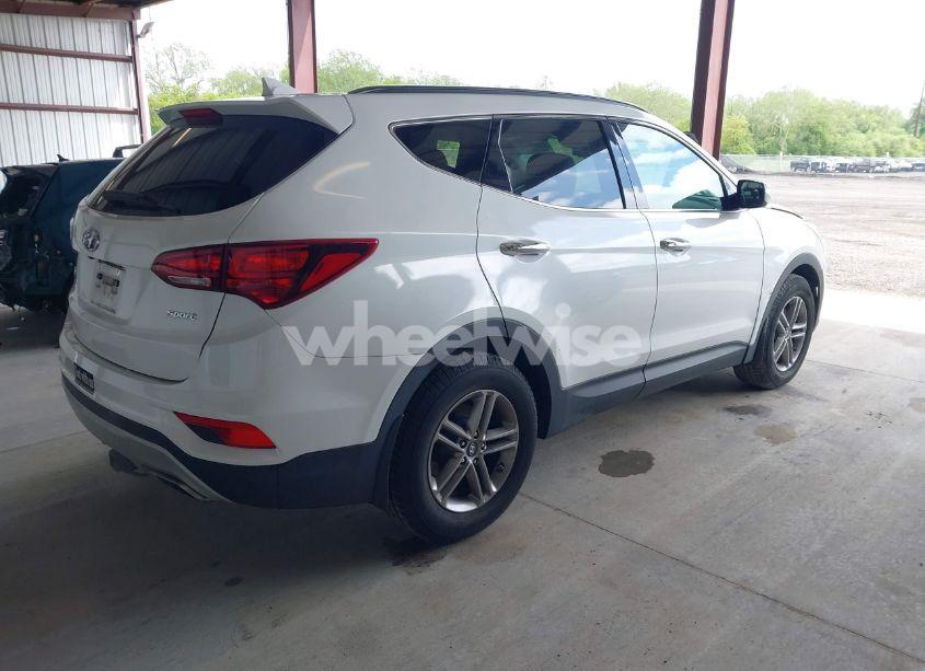 Photo 4 of 2018 Hyundai Santa FE SPORT 2.4L (VIN 5NMZU3LB9JH083018)
