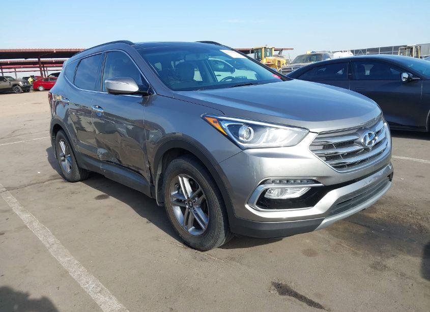2018 Hyundai Santa FE SPORT 2.4L (VIN 5NMZU3LB9JH088431) main photo