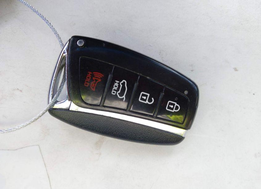 Photo 11 of 2018 Hyundai Santa FE SPORT 2.4L (VIN 5NMZU3LB9JH088431)