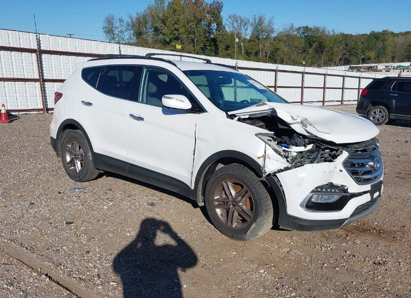 2018 Hyundai Santa FE SPORT 2.4L (VIN 5NMZU3LB9JH089305) main photo