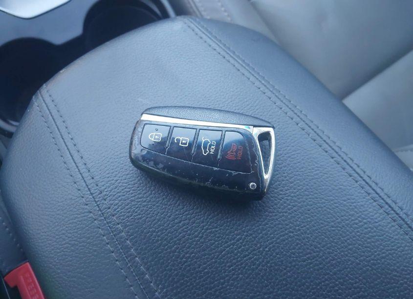 Photo 11 of 2018 Hyundai Santa FE SPORT 2.4L (VIN 5NMZU3LBXJH084324)