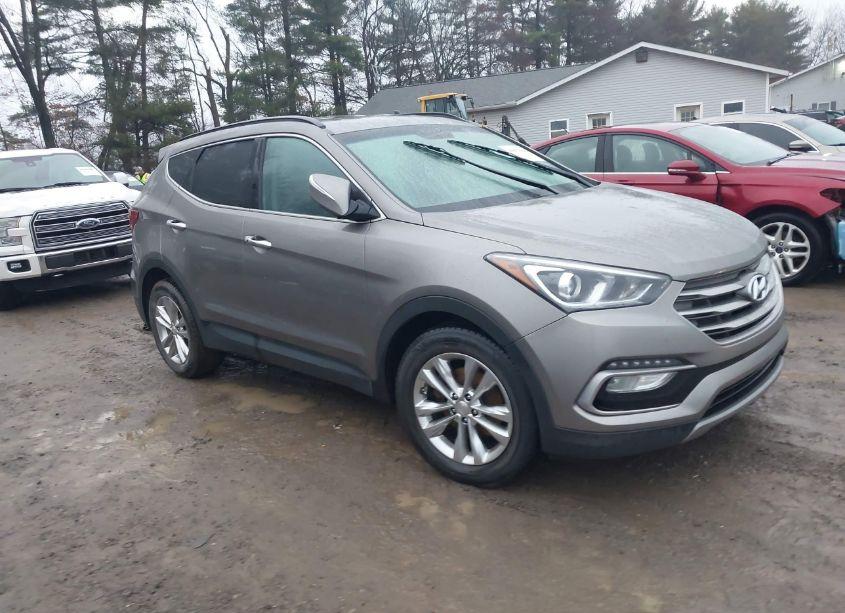 2017 Hyundai Santa FE SPORT 2.0T (VIN 5NMZU4LA1HH046665) main photo