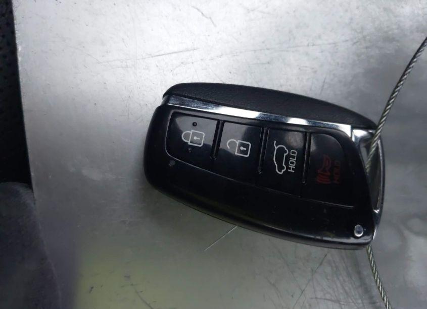 Photo 11 of 2017 Hyundai Santa FE SPORT 2.0T (VIN 5NMZU4LA1HH046665)