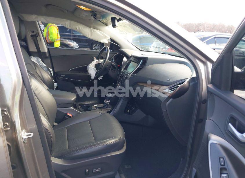 Photo 5 of 2018 Hyundai Santa FE SPORT 2.0T (VIN 5NMZUDLA2JH055171)