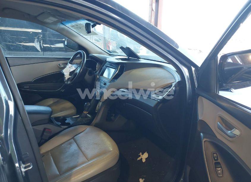 Photo 5 of 2017 Hyundai Santa FE SPORT 2.4L (VIN 5NMZUDLB0HH007932)