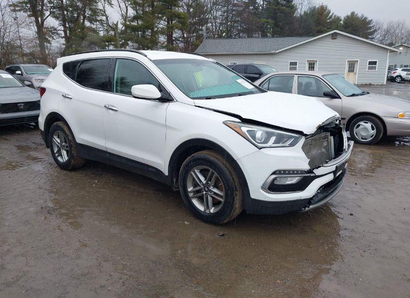 2017 Hyundai Santa FE SPORT 2.4L (VIN 5NMZUDLB0HH045015) main photo