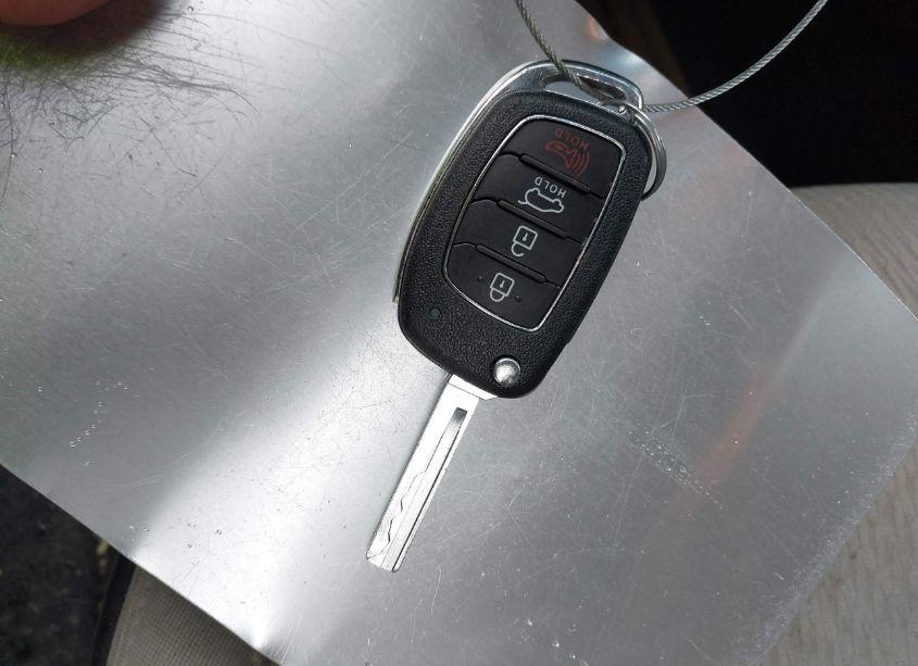 Photo 11 of 2017 Hyundai Santa FE SPORT 2.4L (VIN 5NMZUDLB0HH045015)