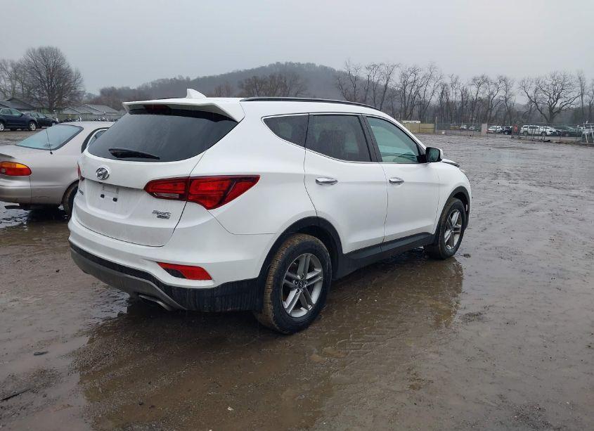 Photo 4 of 2017 Hyundai Santa FE SPORT 2.4L (VIN 5NMZUDLB0HH045015)